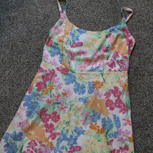 Old  Navy Linen floral dress